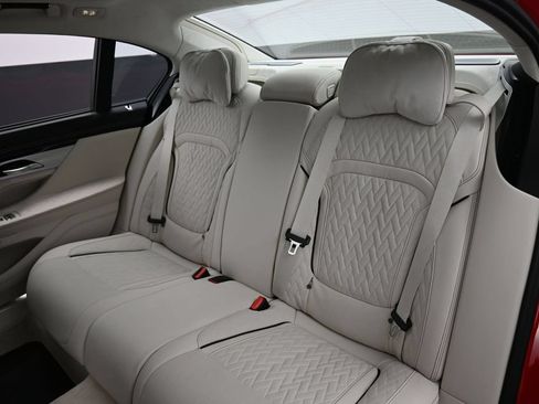 Used 2022 BMW M760i xDrive w/ Luxury Rear Seating Package AWD/4WD image 26