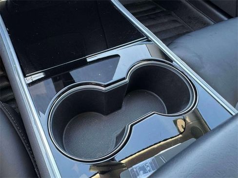 Used 2018 Tesla Model 3 Long Range image 29