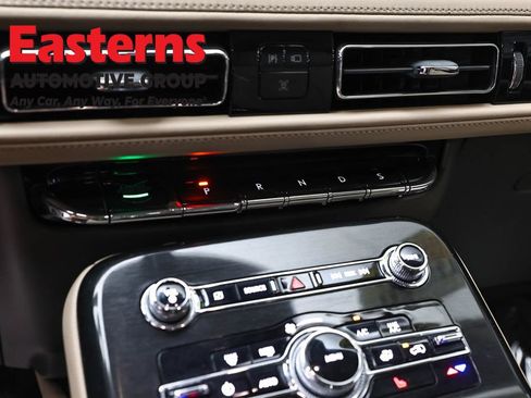 Used 2022 Lincoln Nautilus AWD w/ Premium Package image 20