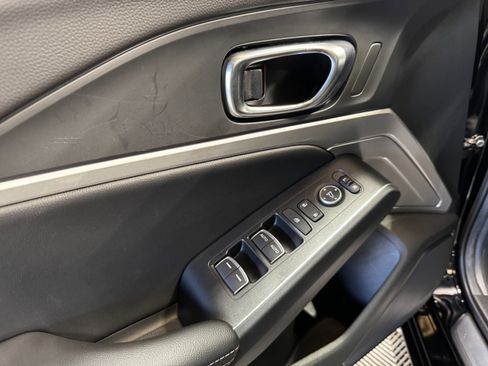 Certified 2025 Acura Integra A-Spec image 40