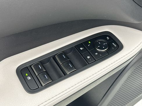 Used 2023 Lexus RX 350 Premium w/ Cold Area Package FWD image 18
