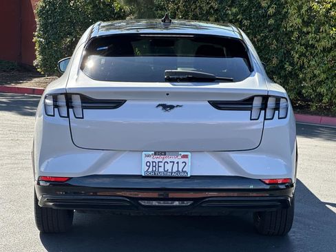 Used 2022 Ford Mustang Mach-E Premium image 5