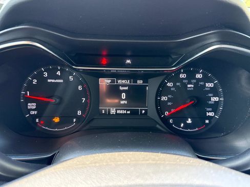 Used 2022 Chevrolet TrailBlazer LT image 11