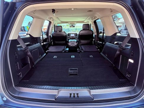 Used 2019 Ford Expedition Platinum AWD/4WD image 28