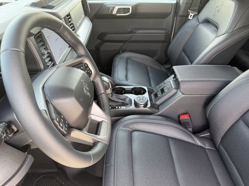 New 2026 Ford Bronco Badlands AWD/4WD image 10
