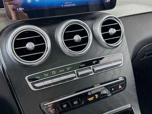 Used 2022 Mercedes-Benz GLC 300 image 16