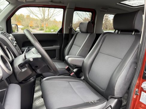 Used 2004 Honda Element EX image 10