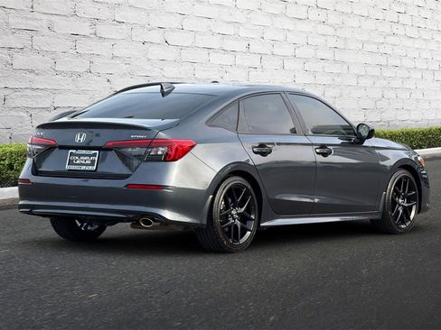 Used 2024 Honda Civic Sport image 4