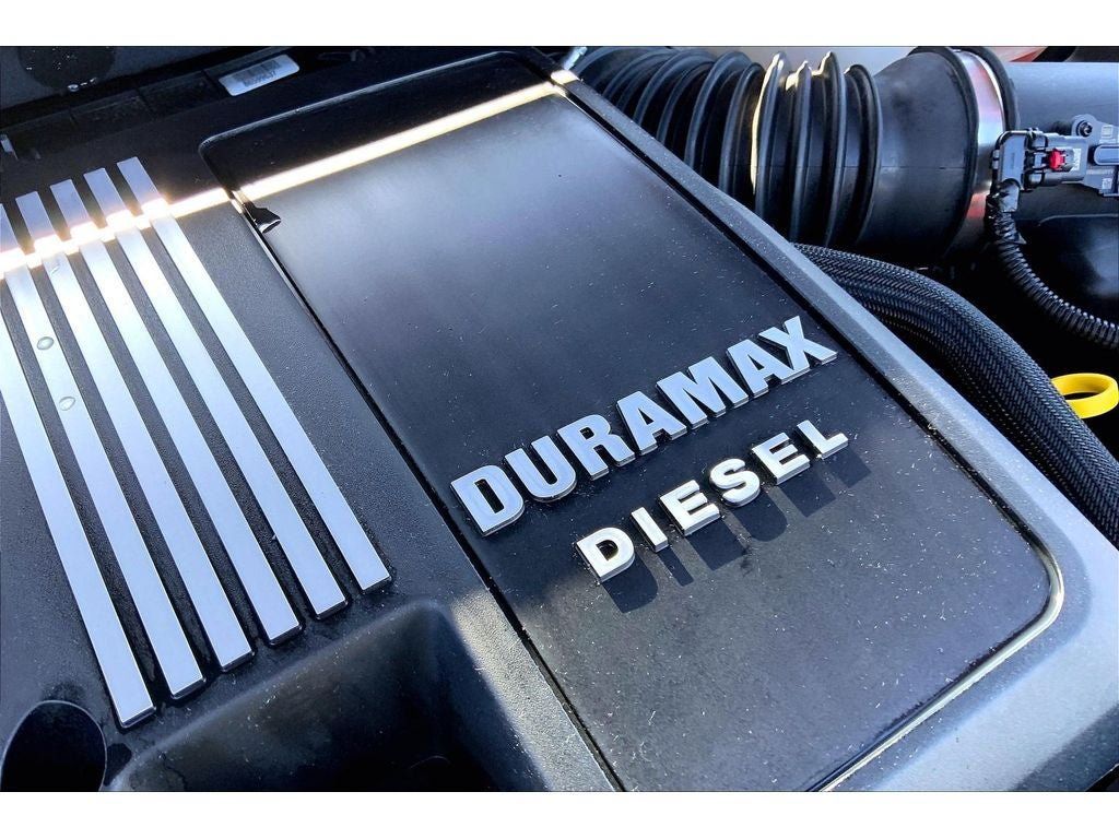 Used 2026 Chevrolet Tahoe High Country AWD/4WD image 35