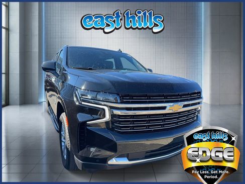 Certified 2024 Chevrolet Suburban LT AWD/4WD image 1