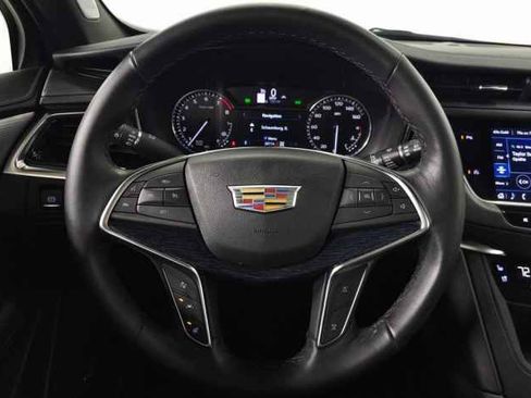 Certified 2022 Cadillac XT5 Premium Luxury image 21