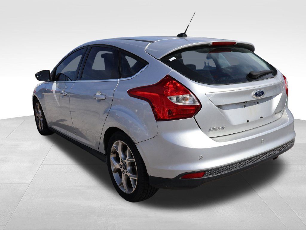 Used 2014 Ford Focus Titanium FWD image 23