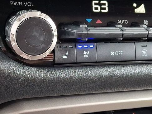 Certified 2023 Toyota Tundra Limited AWD/4WD image 23