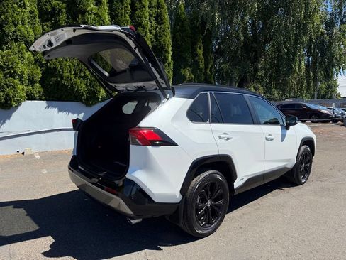 Certified 2023 Toyota RAV4 XSE AWD/4WD image 10