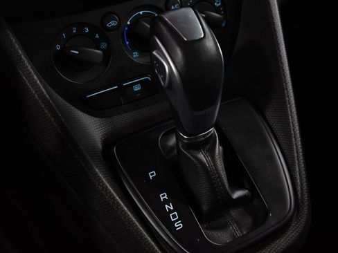 Used 2016 Ford Transit Connect XLT image 25