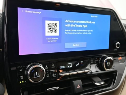 Used 2023 Toyota Highlander Platinum image 20