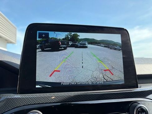 Used 2025 Ford Escape ST-Line AWD/4WD image 5