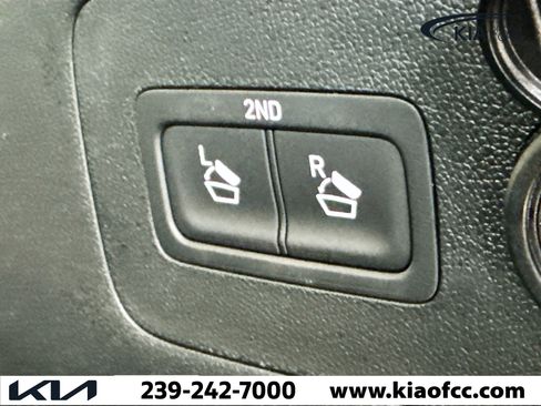 New 2026 Kia Sorento S w/ S Panoramic Sunroof Package FWD image 12