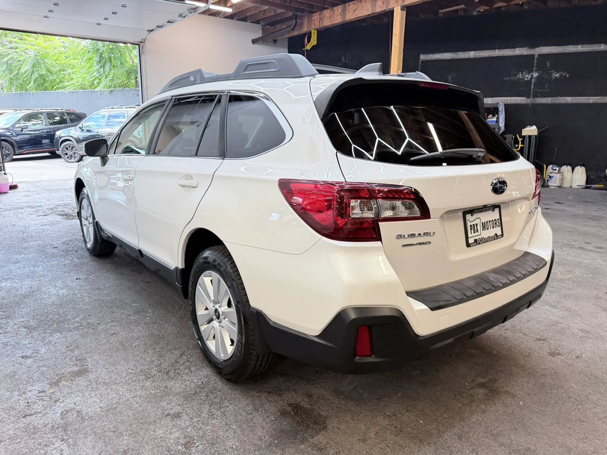 Used 2019 Subaru Outback 2.5i Premium AWD/4WD image 6