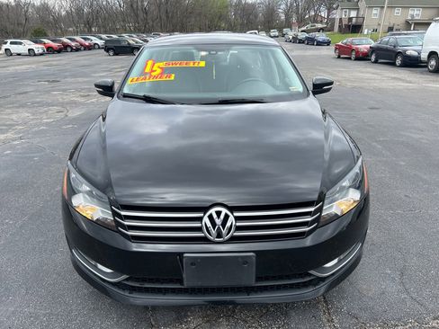 Used 2015 Volkswagen Passat 1.8T Limited Edition image 3