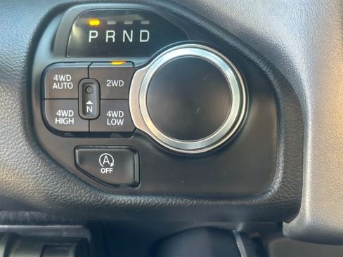 Used 2024 RAM 1500 Big Horn AWD/4WD image 23