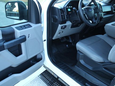 Used 2019 Ford F150 XL w/ XL Power Equipment Group image 16