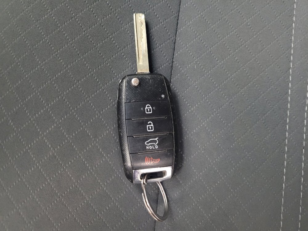 Used 2019 Kia Sorento AWD image 32
