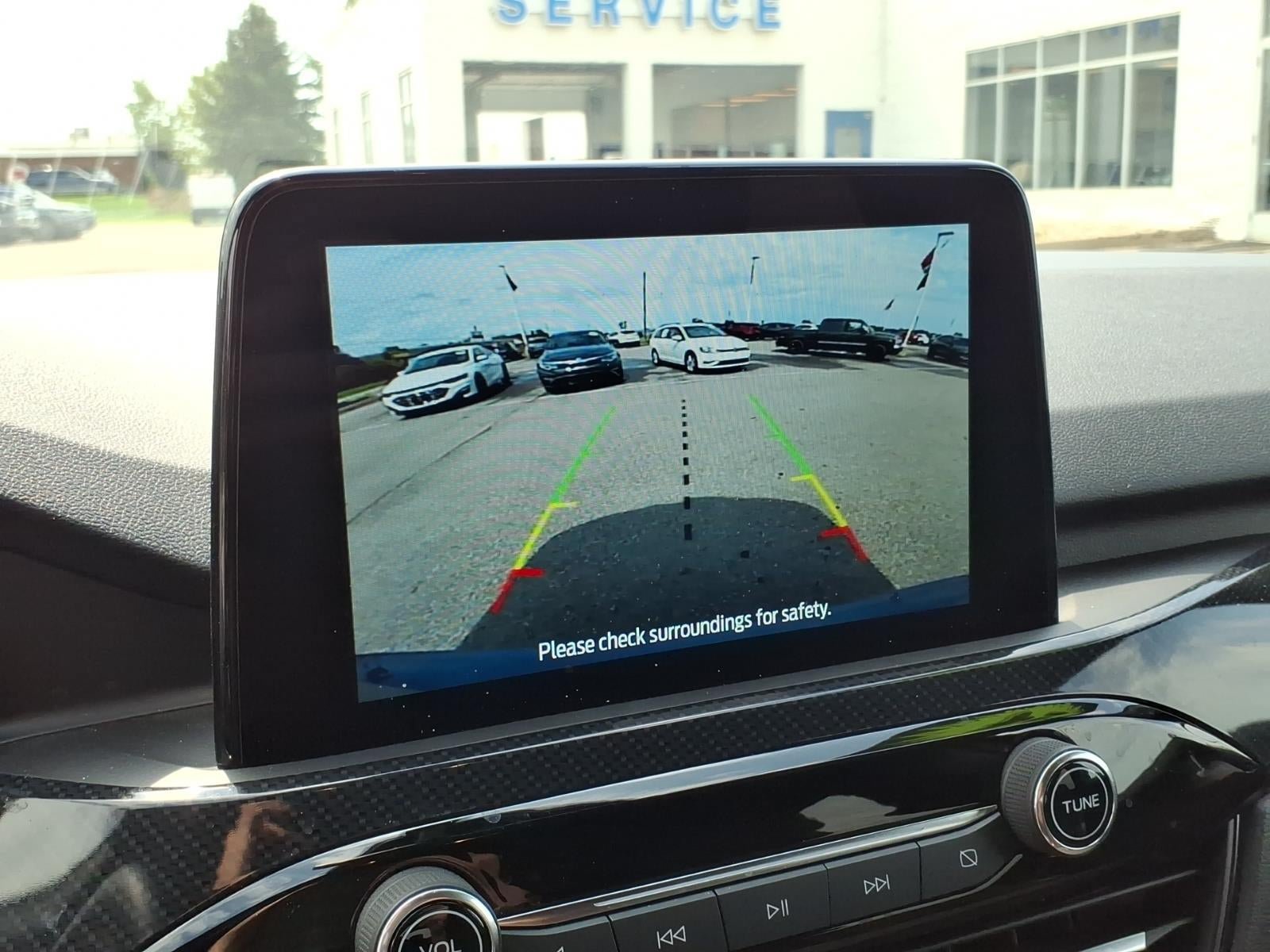 Used 2024 Ford Escape ST-Line w/ Cold Weather Package FWD image 22
