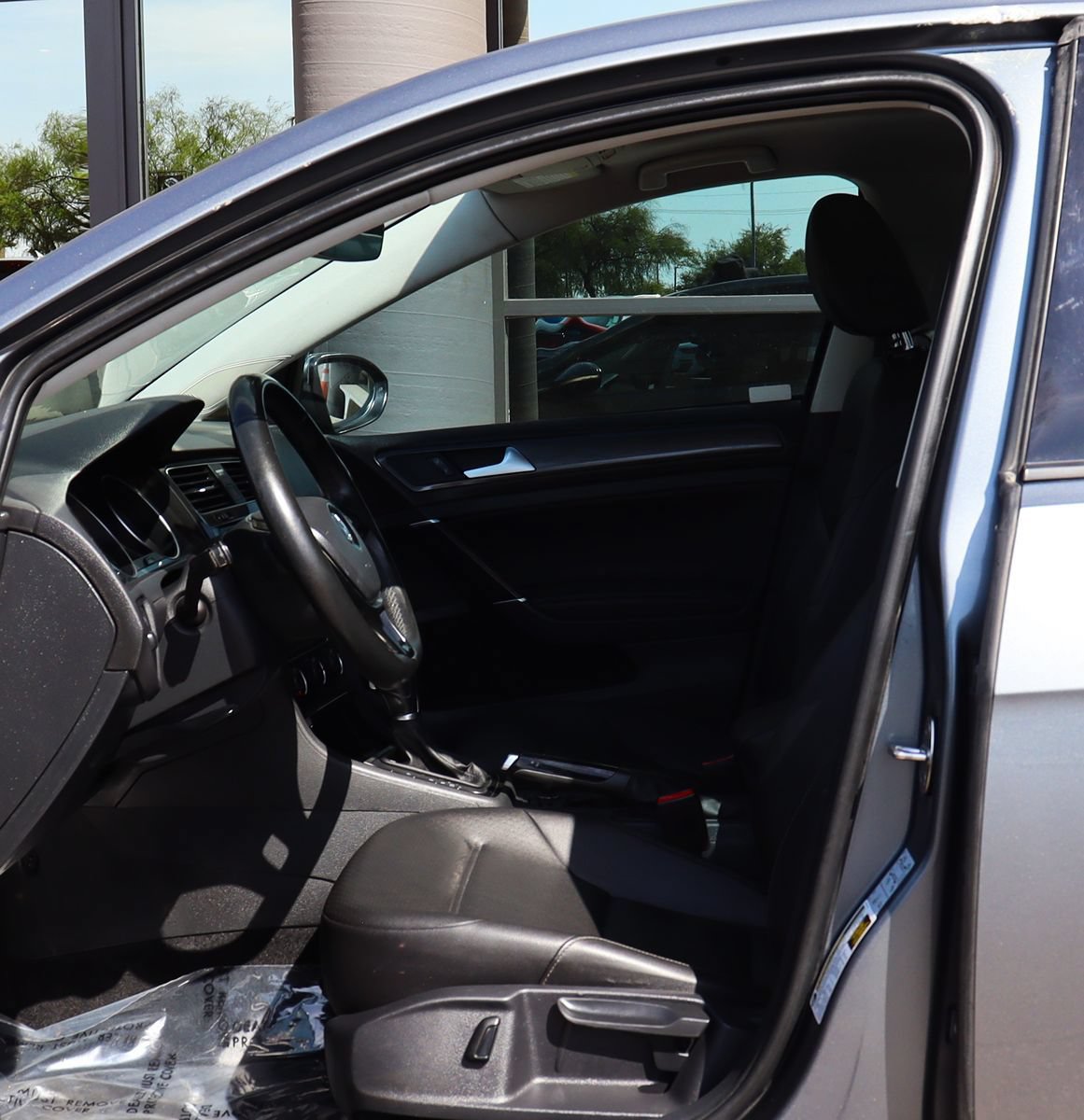 Used 2019 Volkswagen Golf SE w/ Driver Assistance Package FWD image 37