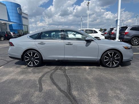 Certified 2023 Honda Accord Touring image 4