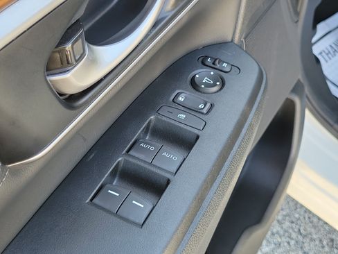 Used 2021 Honda CR-V Touring image 17
