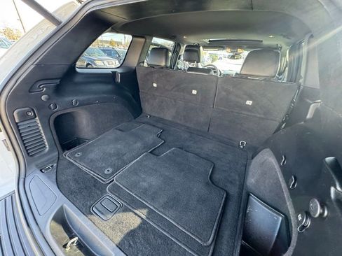 Used 2019 Jeep Grand Cherokee Altitude image 29