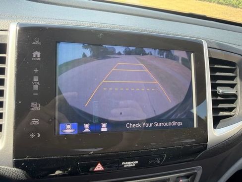 Used 2017 Honda Pilot EX image 13