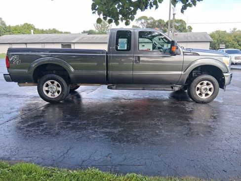 Used 2016 Ford F250 XL w/ XL Appearance Package AWD/4WD image 6