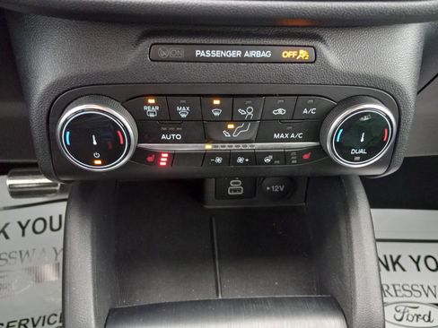 Used 2024 Ford Escape ST-Line w/ Cold Weather Package image 23