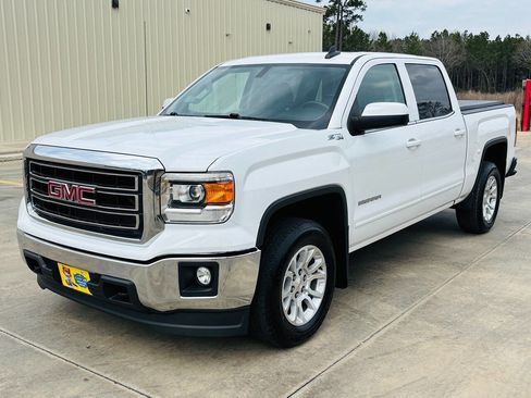 Used 2015 GMC Sierra 1500 SLE w/ SLE Value Package image 1