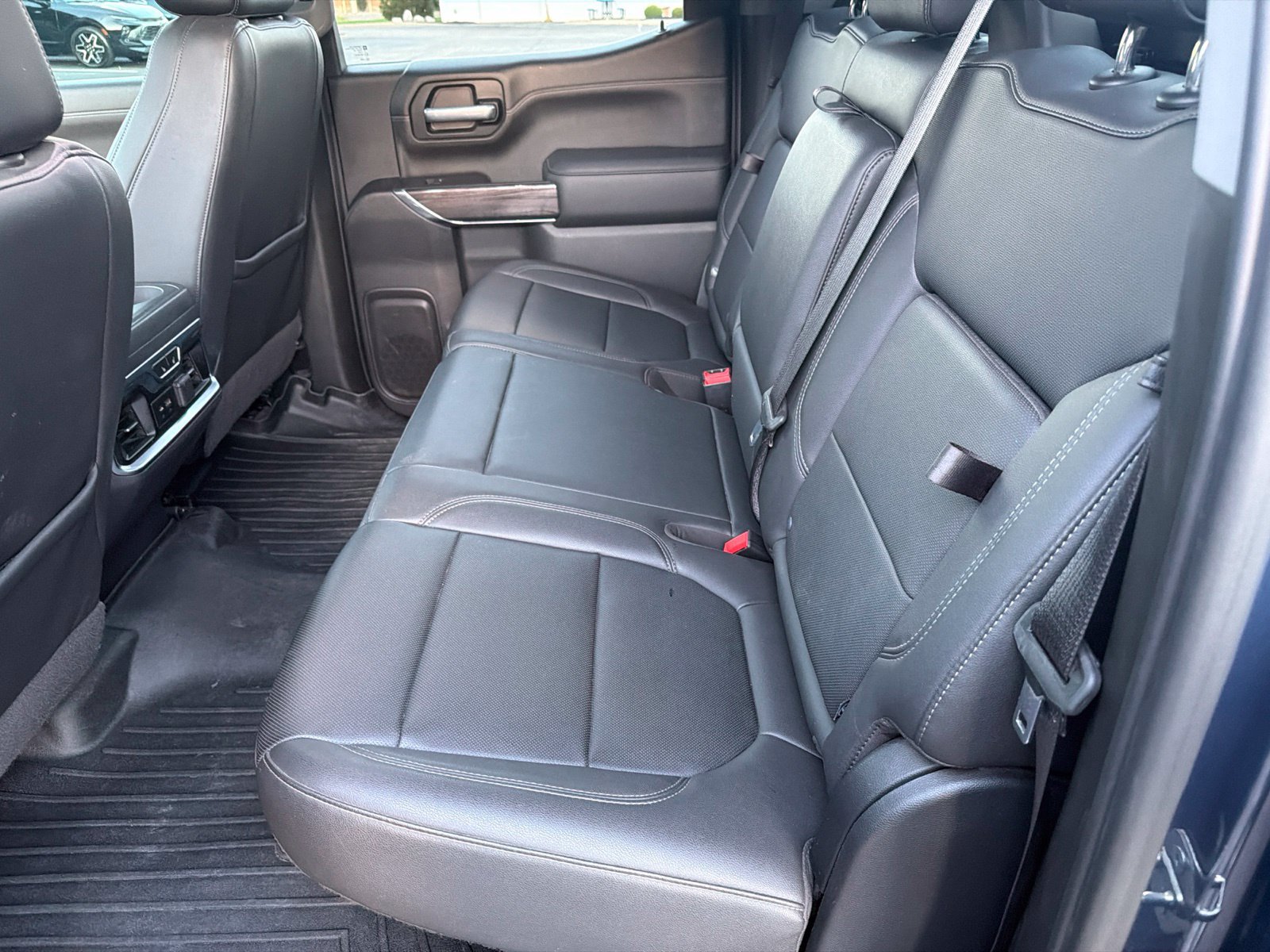 Used 2021 Chevrolet Silverado 1500 LTZ w/ Technology Package AWD/4WD image 33