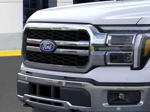 New 2025 Ford F150 Lariat w/ Equipment Group 502A High image 33