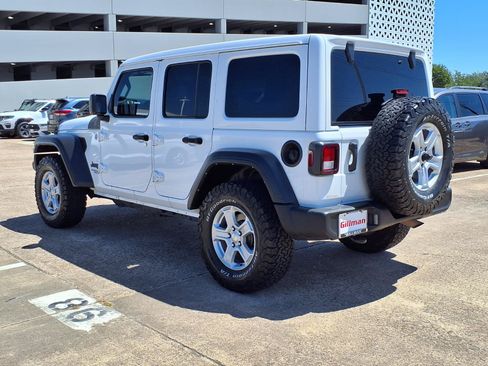 Used 2021 Jeep Wrangler Unlimited Sport w/ Sun And Sound Package AWD/4WD image 4