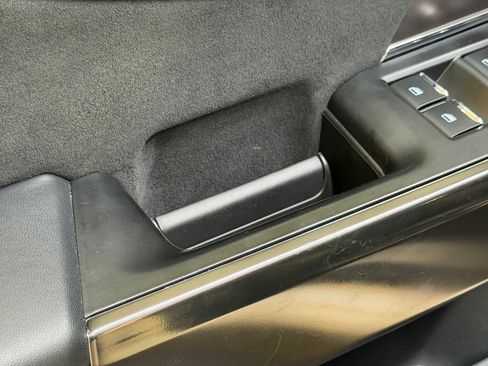 Used 2025 Ford F150 Platinum AWD/4WD image 22