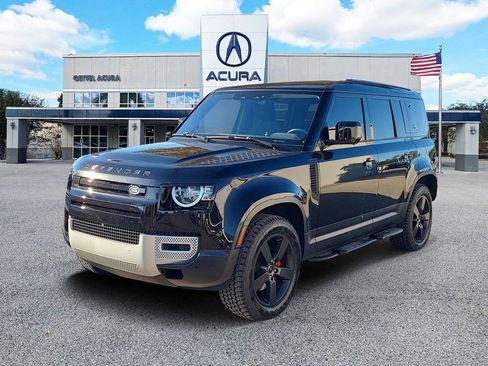 Used 2022 Land Rover Defender 110 image 1