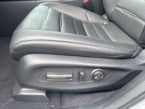 Certified 2025 Honda CR-V EX-L image 17