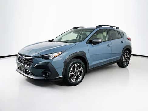 Used 2024 Subaru Crosstrek 2.0i Premium AWD/4WD image 3
