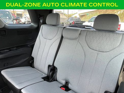 Used 2022 Hyundai Palisade SEL AWD/4WD image 14