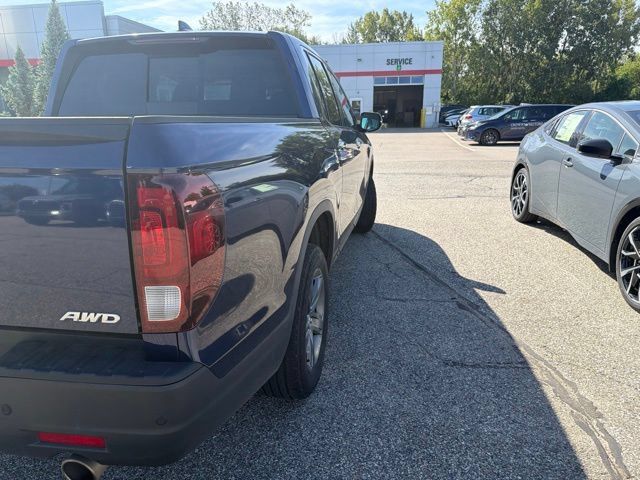 Used 2023 Honda Ridgeline RTL-E image 9