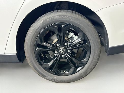 Used 2025 Honda Accord SE image 11