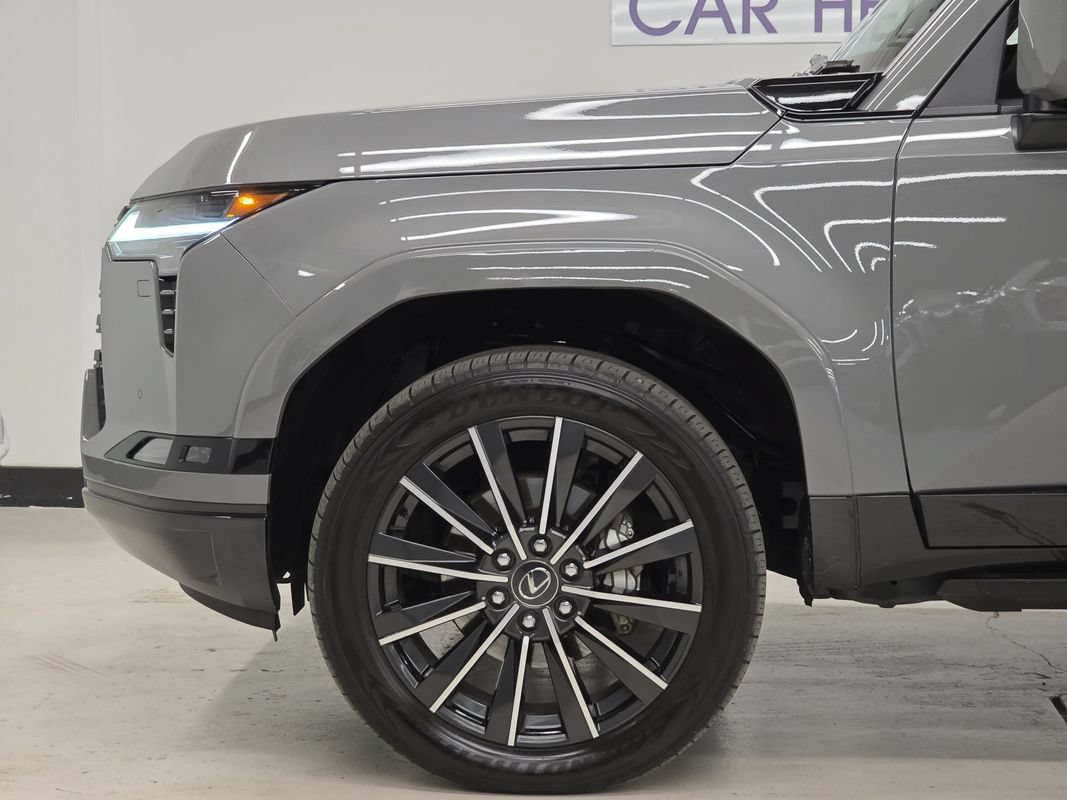 Used 2024 Lexus GX 550 w/ Cold Area Package AWD/4WD image 44