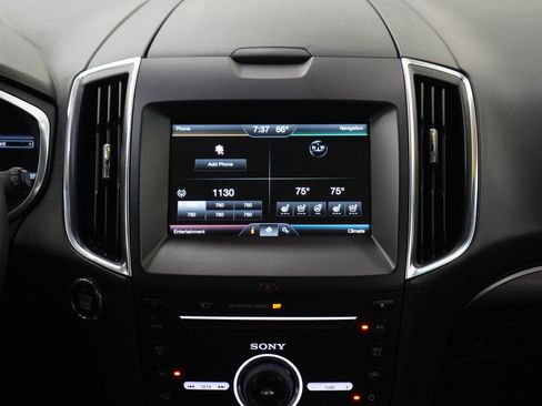 Used 2015 Ford Edge Titanium w/ Equipment Group 302A AWD/4WD image 15