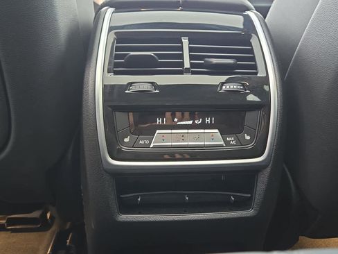 Used 2026 BMW X5 M60i image 26