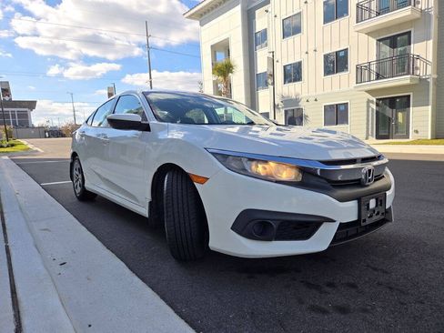 Used 2017 Honda Civic LX image 4